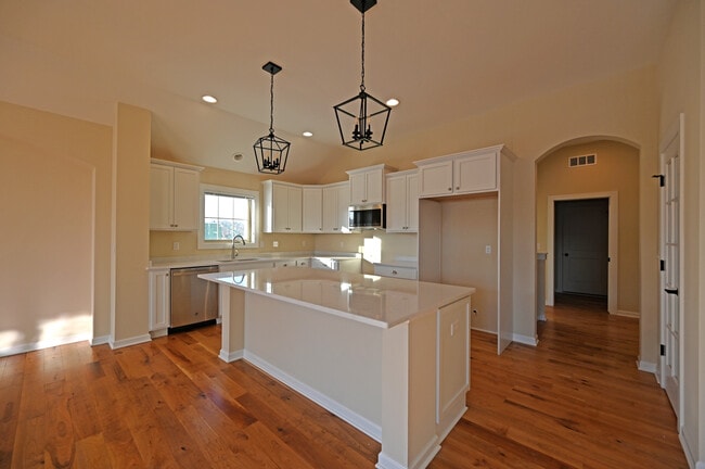 Photo - 1617 Belmont Ln Unidad Duplex Condo  for Rent in Oconomowoc