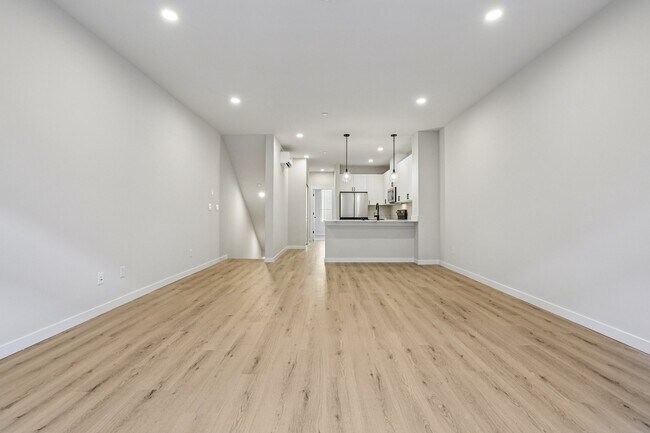 Living area - 14707 87th Ave SE