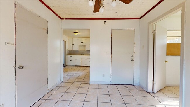 Photo - 3826 Landa Ln