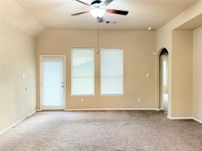 Photo - 21907 Cascade Hollow Ln