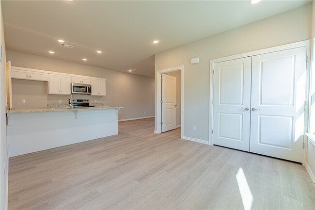 Photo - 1603 SW Casuarina Dr