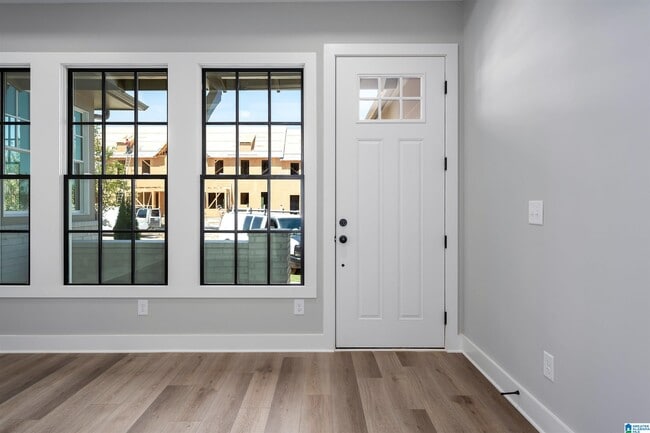 Photo - 1105 Windsor Sq