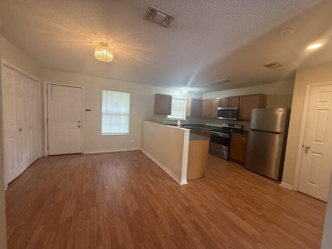 Photo - 535 N Forest Dr