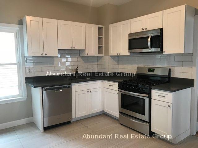 Photo - 73 Newbury St Condo Unit 1