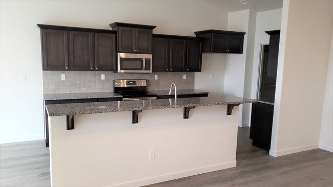 Photo - Like New Meridian Home!