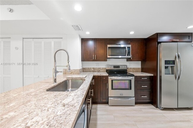 Photo - 5201 Orduna Dr Unit 10