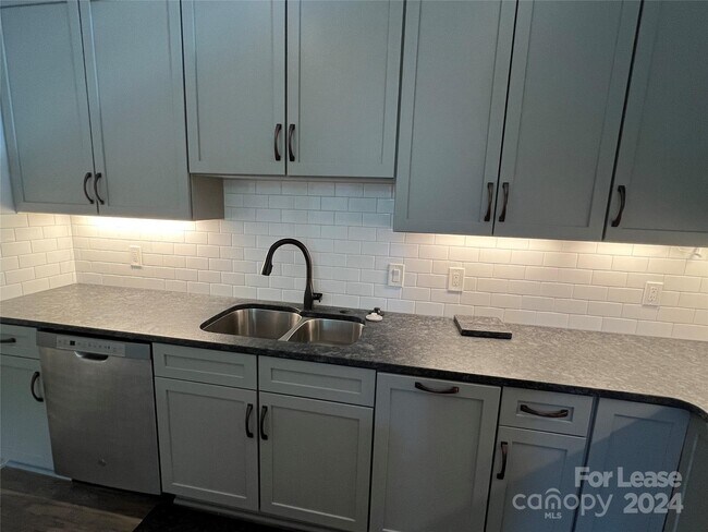 Photo - 130 E Innes St Unit 106