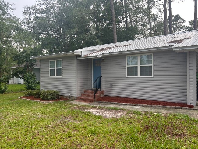 Photo - 1305 Tupelo Dr House