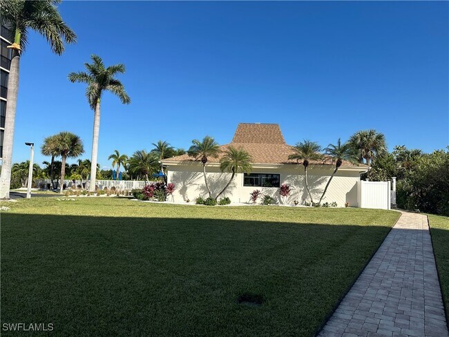 Building Photo - 26171 Hickory Blvd Unit 7C