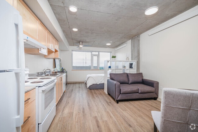 Studio - 442SF