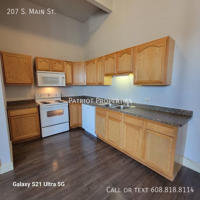 2 bedroom/ 1 bath apartment in Jefferson, WI - 2 bedroom/ 1 bath apartment in Jefferson, WI