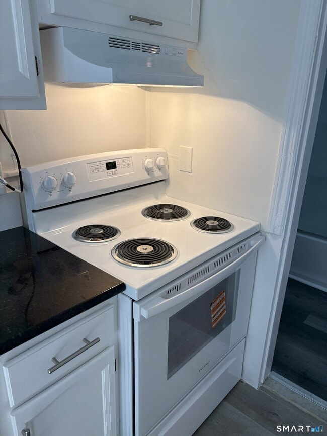 Photo - 2 Park St Unit 2