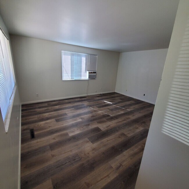 Photo - 866 600 W Unidad 866 N 600 W