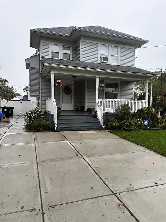 Building Photo - 37 Redmond Ave