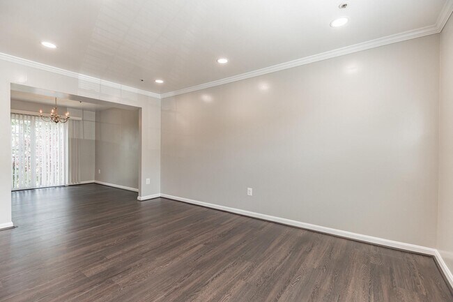 Photo - 1652 Willowwood Ct