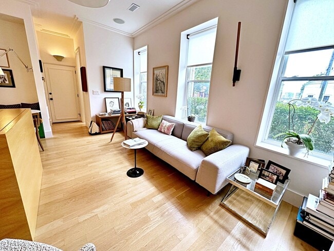 Photo - 206 Webster St Unit 1A