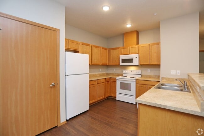 Salnave Glen Apartments