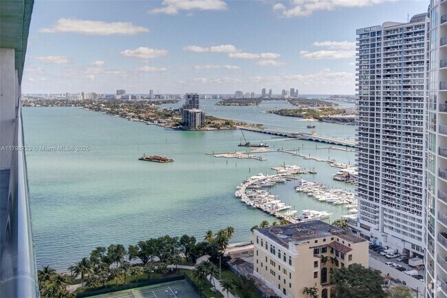Building Photo - 1756 N Bayshore Dr Unit 18O Rental