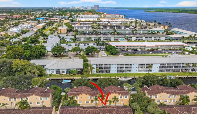 Photo - 1120 Lake Shore Dr Unit 103