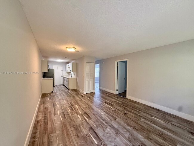 Photo - 2560 Riverland Dr Unidad F2