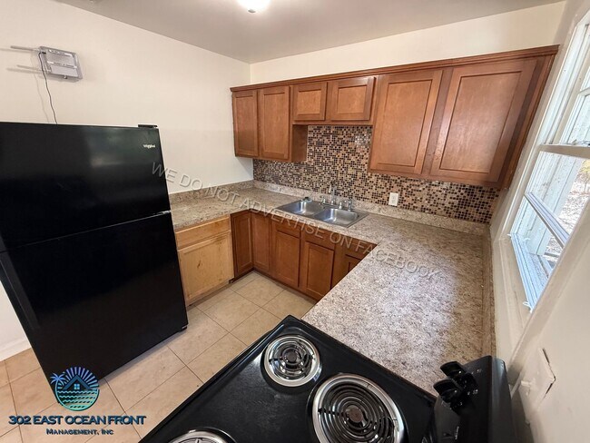 Photo - Lovely 3 bedroom / 1 bathroom house now available for rent!