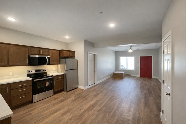 Photo - 111 K St