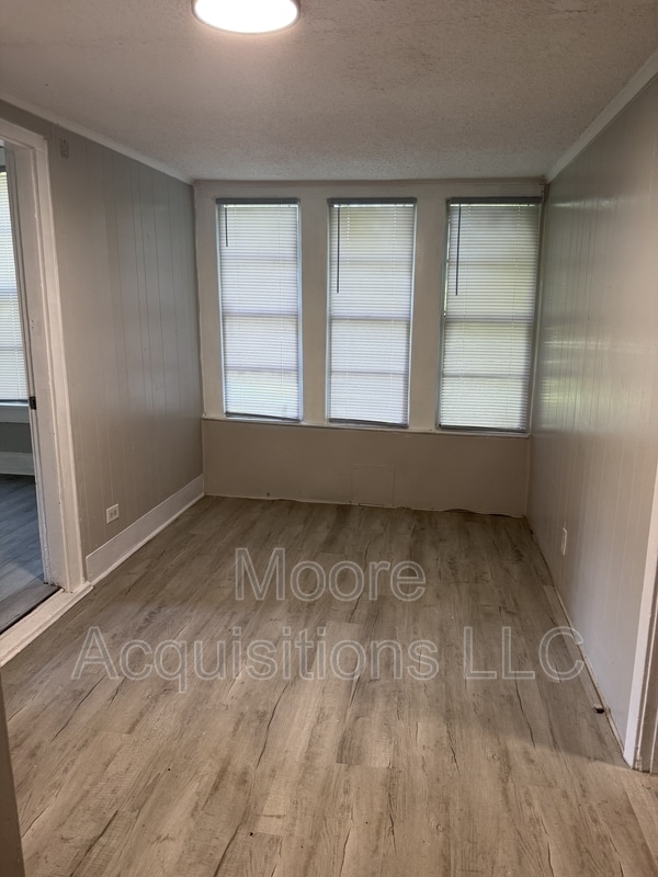Photo - 1108 W Center St