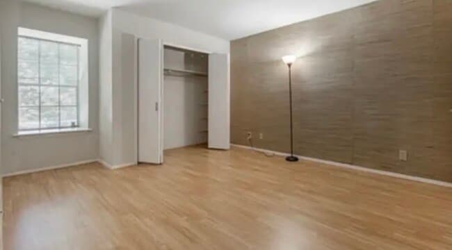 Photo - 7834 Broadway Unit 207