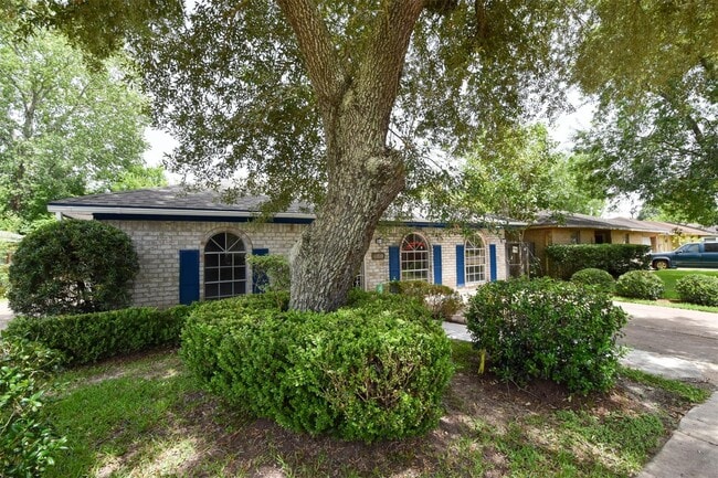 Photo - 11719 Murr Way