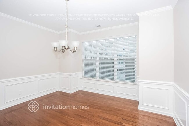 Photo - 890 Windy Falls Dr