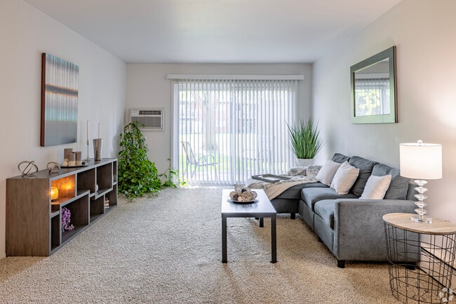 Cedar Creek Apartments