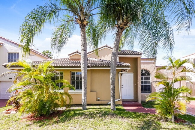 Building Photo - 16075 SW 112th Terrace Rental