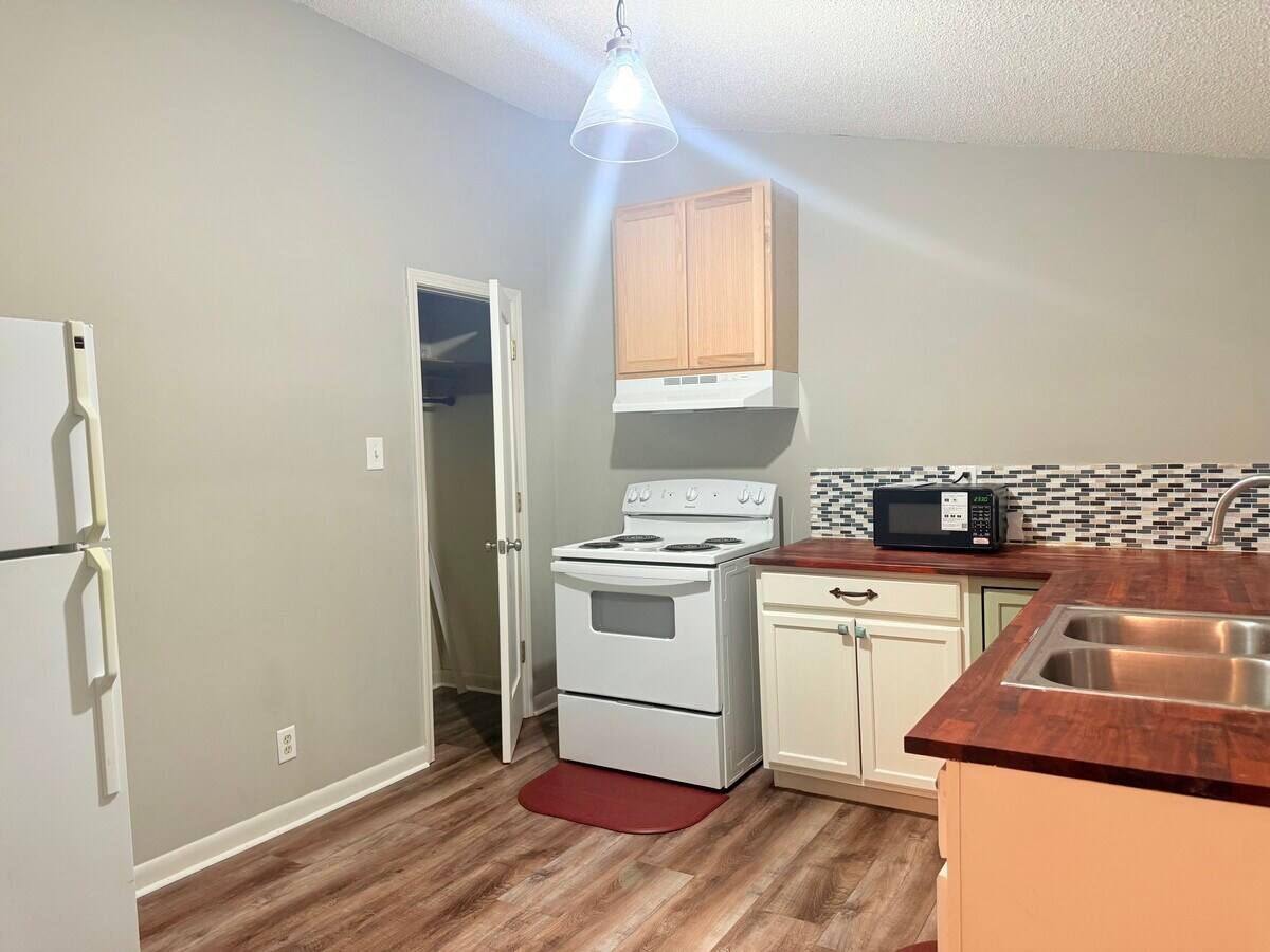 Photo - 22801 Lanier Rd