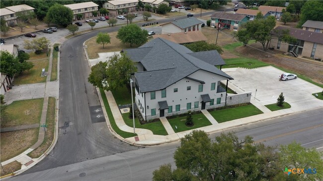 311 Craddock Ave Unit 102