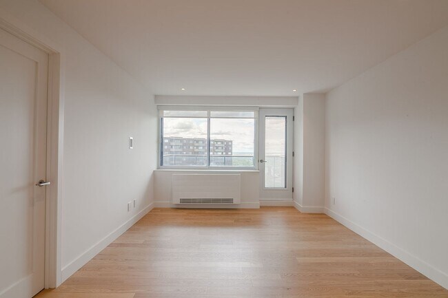 Photo - 4555 Av. Bonavista Unit 910