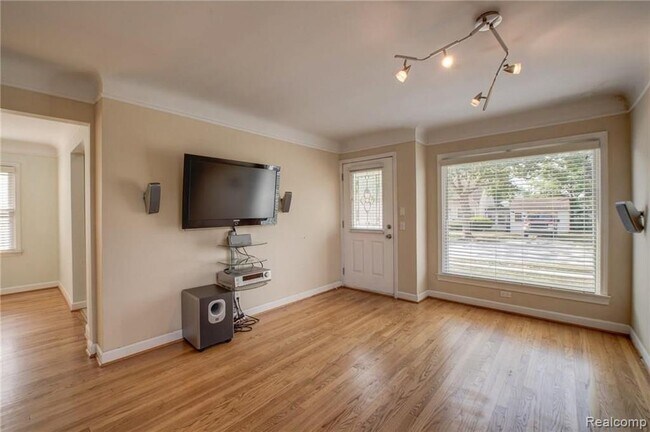 Photo - 3602 Ravena Ave