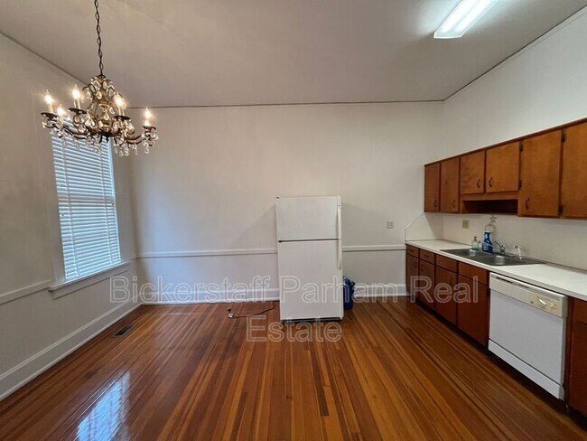 Photo - 1310 Stark Ave Unidad C