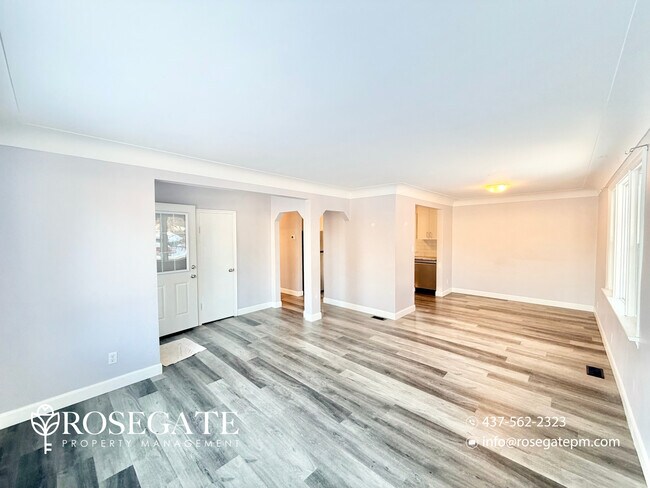 Photo - Spacious 3-Bedroom + Den Detached Home with Parking & Pet-Friendly Outdoor Space in Kitchener