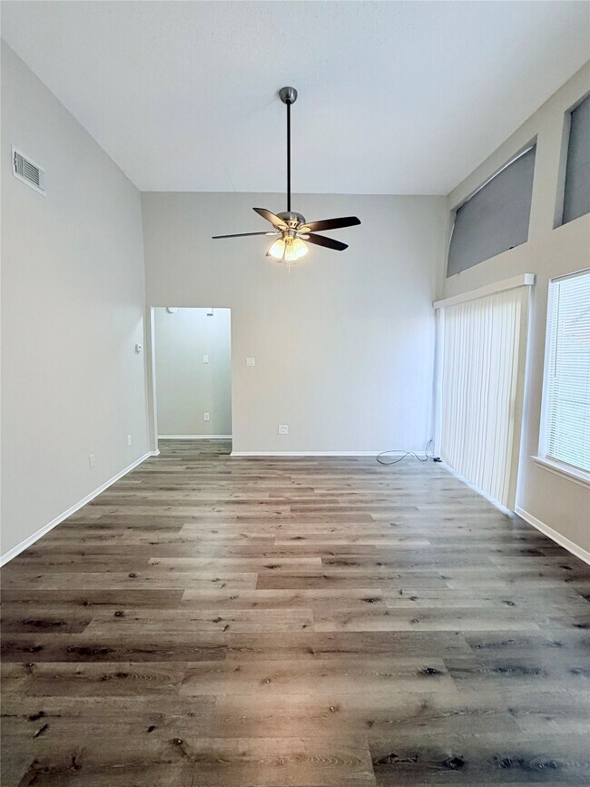 Photo - 18714 Haughland Dr