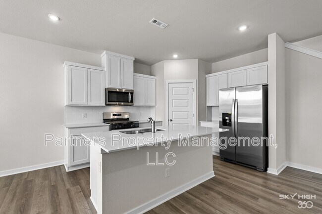 Photo - 289 S Neon Ave