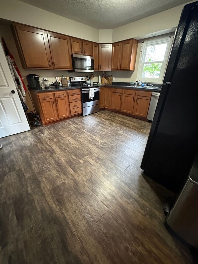 Photo - JCP - 02 - Charles St Unit 1621