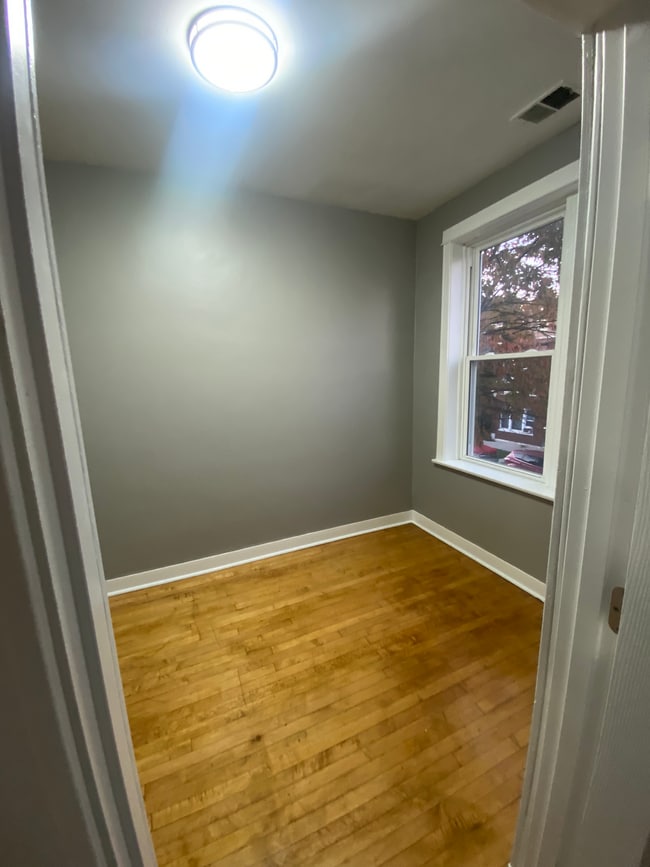 Photo - 3001 W 41st St Unit 2F