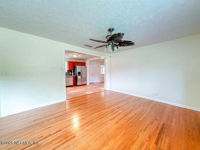 Photo - 6446 Ish Brant Rd S