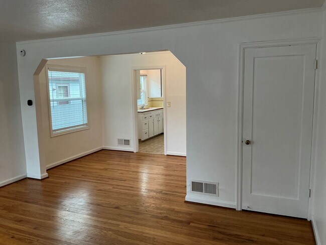 Photo - 1178000 Unidad 5722