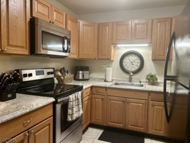 Building Photo - 110 Federal Hill Rd Rental