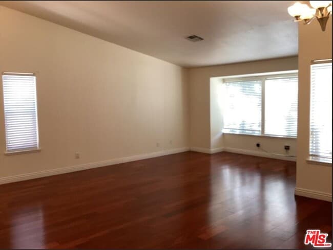 Photo - 2657 Sandstone Ct