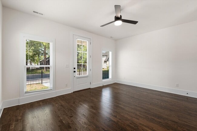 Photo - 1802 10th Ave N