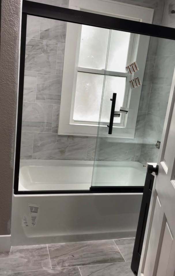 Bathroom - 615 4th Ave NE Unit 1