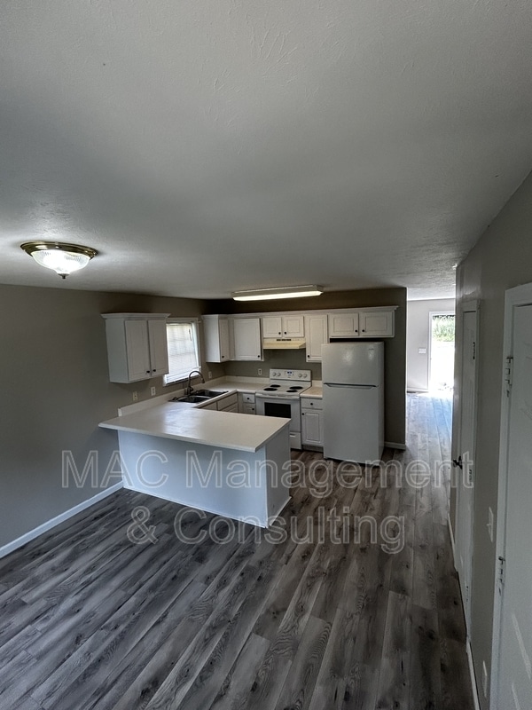 Photo - 1572 Shipley Rd Unit Apt. B