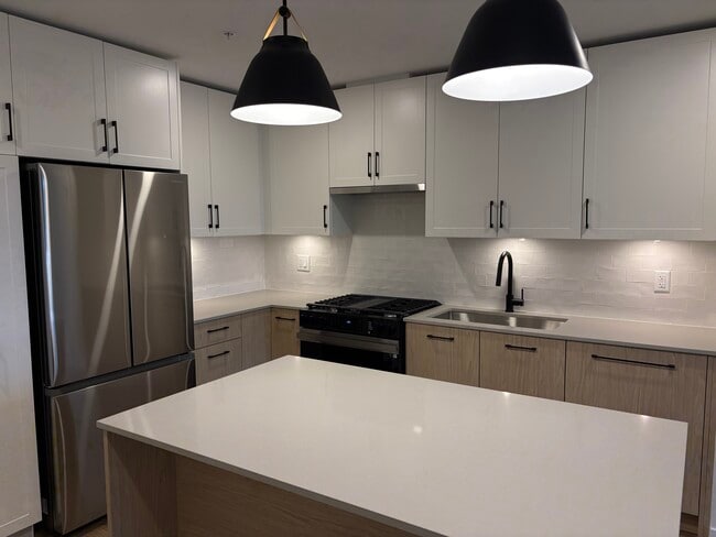 Photo - 27215 Aldergrove Town Centre Dr Unit 305